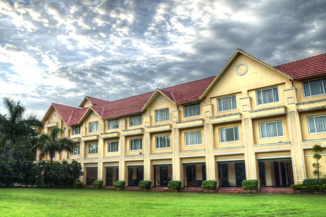 Country Roads Hotel Haora Exterior foto